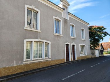 Maison a vendre Mareil-sur-Loir 72200 Sarthe 150 m2 7 pièces 153700 euros