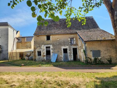 Maison a vendre Mareil-sur-Loir 72200 Sarthe 150 m2 7 pièces 153700 euros