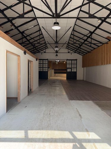 Fonds et murs commerciaux a vendre Mâcon 71000 Saône-et-Loire 288 m2  316000 euros