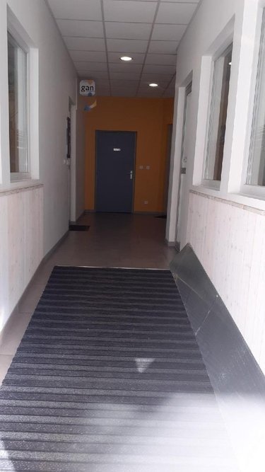 Location fonds et murs commerciaux La Guerche-de-Bretagne 35130 Ille-et-Vilaine 80 m2  600 euros