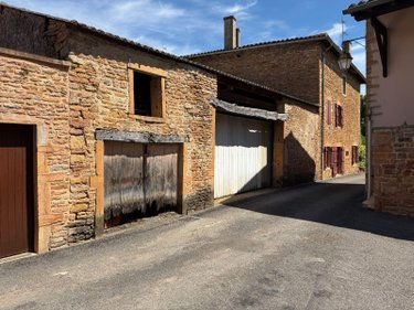 Garage et parking a vendre Chevagny-les-Chevrières 71960 Saône-et-Loire  39000 euros