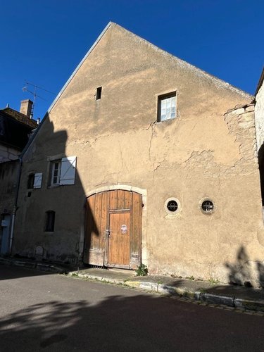 Immeuble a vendre Avallon 89200 Yonne 253 m2  252000 euros