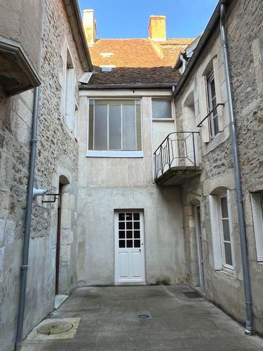 Immeuble a vendre Avallon 89200 Yonne 253 m2  252000 euros