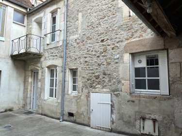 Immeuble a vendre Avallon 89200 Yonne 253 m2  252000 euros