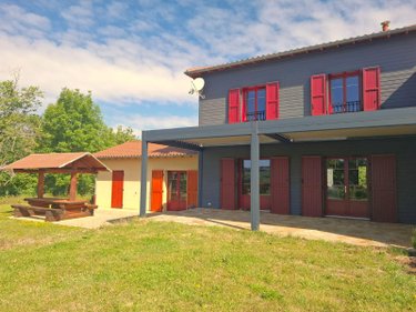 Maison a vendre Auzelles 63590 Puy-de-Dôme 144 m2 8 pièces 399000 euros