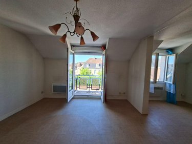 Appartement a vendre Saint-Amand-Montrond 18200 Cher 75 m2 3 pièces 79500 euros