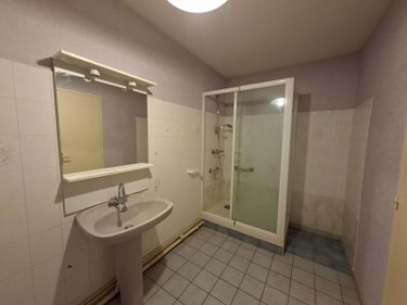 Appartement a vendre Saint-Amand-Montrond 18200 Cher 75 m2 3 pièces 79500 euros