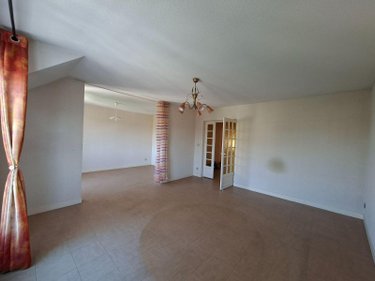Appartement a vendre Saint-Amand-Montrond 18200 Cher 75 m2 3 pièces 79500 euros