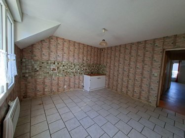 Appartement a vendre Saint-Amand-Montrond 18200 Cher 75 m2 3 pièces 79500 euros