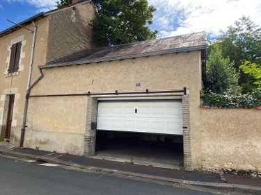 Garage et parking a vendre Buzançais 36500 Indre 34 m2  25580 euros