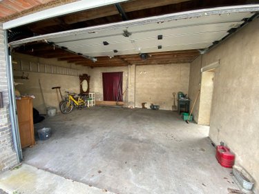 Garage et parking a vendre Buzançais 36500 Indre 34 m2  25580 euros