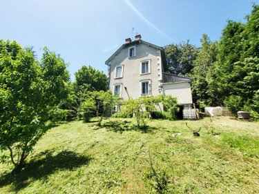 Maison a vendre Ussel 19200 Corrèze 163 m2 9 pièces 149000 euros
