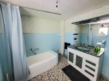Maison a vendre Ussel 19200 Corrèze 163 m2 9 pièces 149000 euros