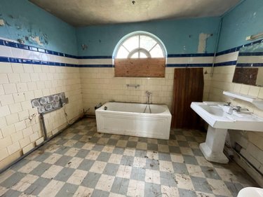Maison a vendre Saint-Pol-de-Léon 29250 Finistère 170 m2 8 pièces 126600 euros