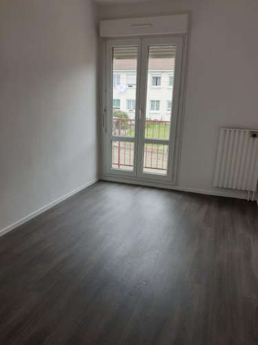 Location maison Bessé-sur-Braye 72310 Sarthe 83 m2 3 pièces 560 euros