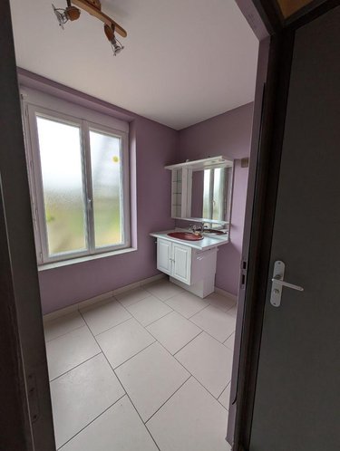 Location maison Bessé-sur-Braye 72310 Sarthe 86 m2 4 pièces 450 euros