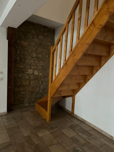 Location appartement Bar-sur-Seine 10110 Aube 143 m2 5 pièces 740 euros