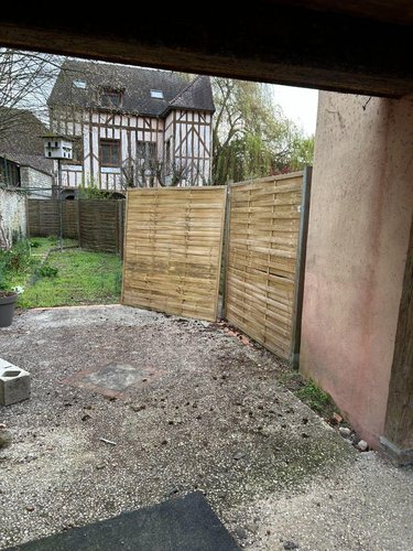 Location appartement Bar-sur-Seine 10110 Aube 143 m2 5 pièces 740 euros