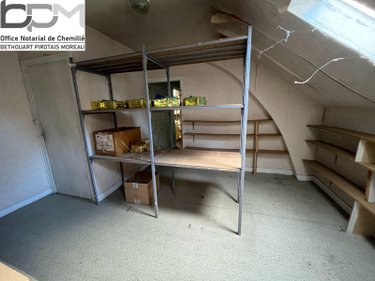 Immeuble a vendre Baugé-en-Anjou 49150 Maine-et-Loire 225 m2  137000 euros