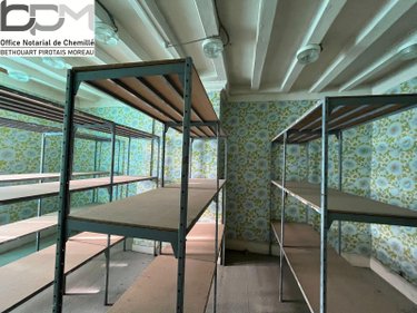 Immeuble a vendre Baugé-en-Anjou 49150 Maine-et-Loire 225 m2  137000 euros