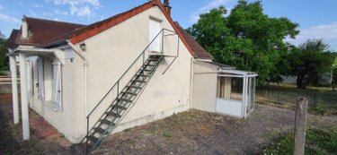 Maison a vendre Mehun-sur-Yèvre 18500 Cher 73 m2 4 pièces 75880 euros