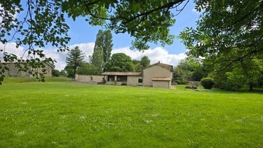 propriete a vendre La Mothe-Saint-Héray 79800 Deux-Sèvres 175 m2 5 pièces 394500 euros