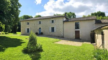 propriete a vendre La Mothe-Saint-Héray 79800 Deux-Sèvres 175 m2 5 pièces 394500 euros