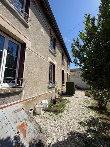 Maison a vendre Sainte-Savine 10300 Aube 117 m2 8 pièces 145000 euros