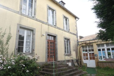Maison a vendre La Roche-Maurice 29800 Finistère 138 m2 5 pièces 239720 euros