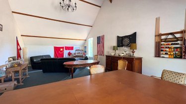 Fonds et murs commerciaux a vendre Salbris 41300 Loir-et-Cher 300 m2  368900 euros