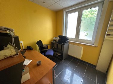 Location fonds et murs commerciaux Loon-Plage 59279 Nord 60 m2  1015 euros