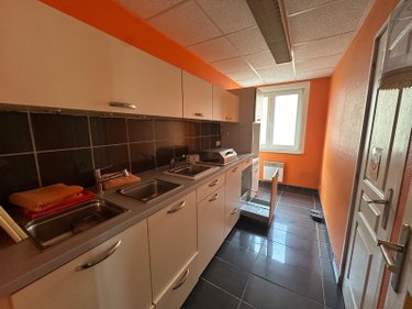 Location fonds et murs commerciaux Loon-Plage 59279 Nord 60 m2  1015 euros