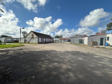 Divers a vendre Marck 62730 Pas-de-Calais 147 m2  209000 euros