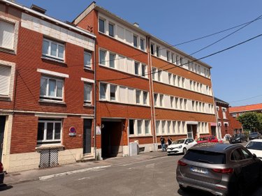 Immeuble a vendre Coudekerque-Branche 59210 Nord 1800 m2  2008500 euros