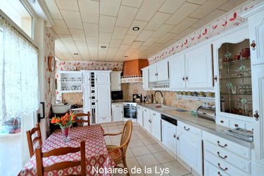 Garage et parking a vendre Armentières 59280 Nord 220 m2  322400 euros