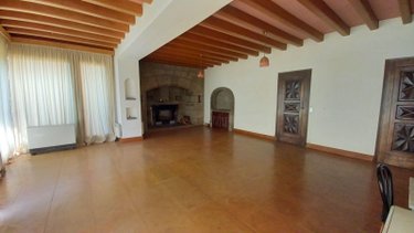 Maison a vendre Vic-sur-Cère 15800 Cantal 250 m2 12 pièces 168700 euros