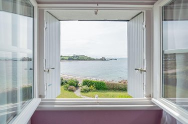 Maison a vendre Plougasnou 29630 Finistère 121 m2 7 pièces 913500 euros