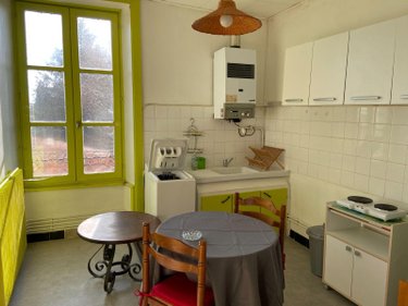Maison a vendre Aurillac 15000 Cantal 194 m2 8 pièces 190800 euros