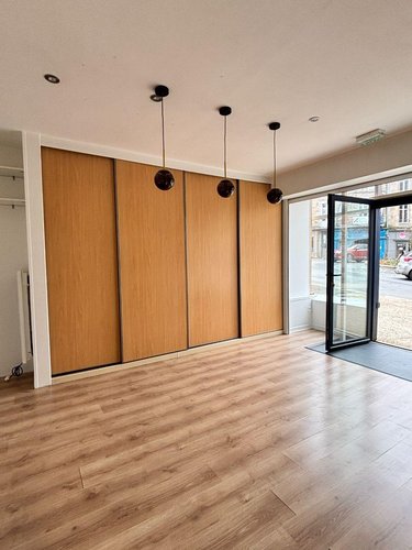 Fonds et murs commerciaux a vendre Fougères 35300 Ille-et-Vilaine 28 m2  41585 euros