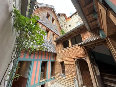 Location appartement Troyes 10000 Aube 42 m2 1 pièce 395 euros