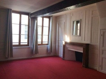 Location appartement Troyes 10000 Aube 42 m2 1 pièce 395 euros
