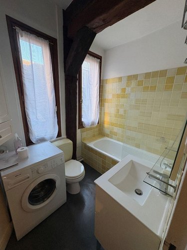 Location appartement Troyes 10000 Aube 42 m2 1 pièce 395 euros
