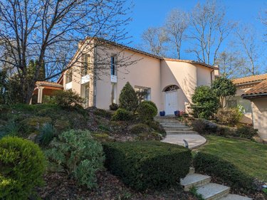 Maison a vendre Les Herbiers 85500 Vendée 254 m2 9 pièces 545000 euros