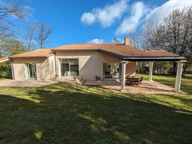 Maison a vendre Les Herbiers 85500 Vendée 254 m2 9 pièces 545000 euros