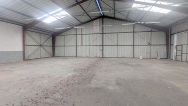 Fonds et murs commerciaux a vendre Questembert 56230 Morbihan  320000 euros