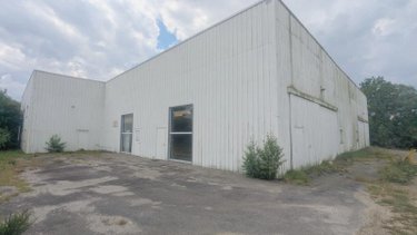 Fonds et murs commerciaux a vendre Questembert 56230 Morbihan  320000 euros