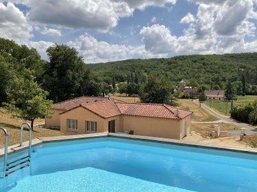 Maison a vendre Gourdon 46300 Lot 121 m2 5 pièces 234300 euros