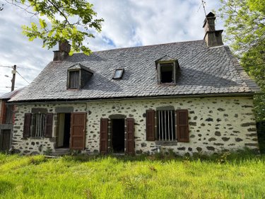 Maison a vendre Saint-Bonnet-de-Salers 15140 Cantal 2 pièces 100700 euros