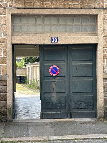 Location garage et parking Fougères 35300 Ille-et-Vilaine  30 euros