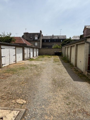 Location garage et parking Fougères 35300 Ille-et-Vilaine  30 euros